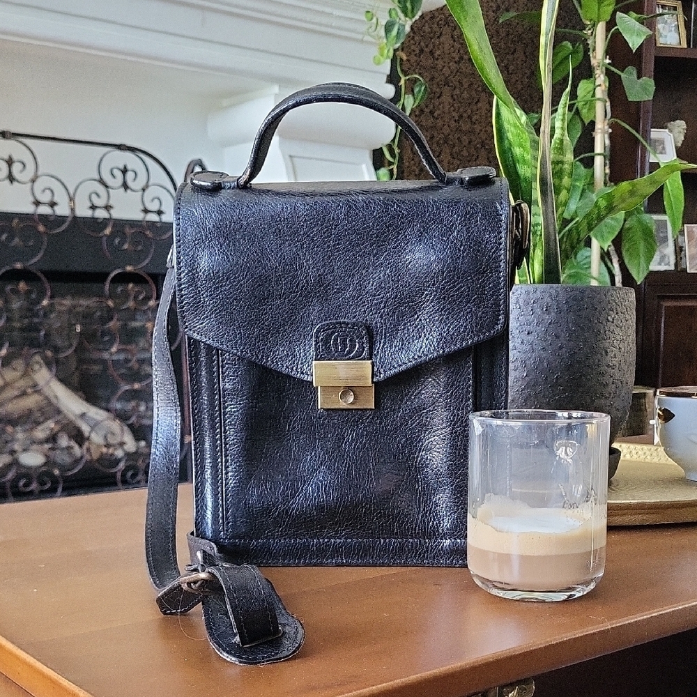 Vintage Lorenzo Elegant Black Leather Handbag